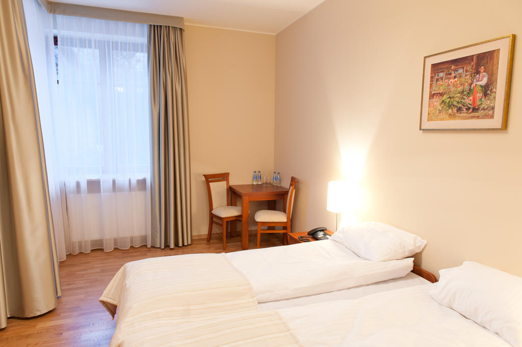 Ckm Centrum Konferencyjne Mazowsze Otrębusy 外观 照片
