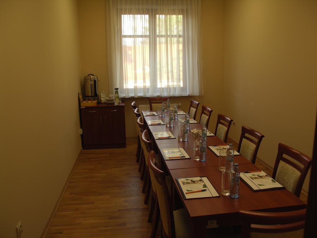 Ckm Centrum Konferencyjne Mazowsze Otrębusy 外观 照片